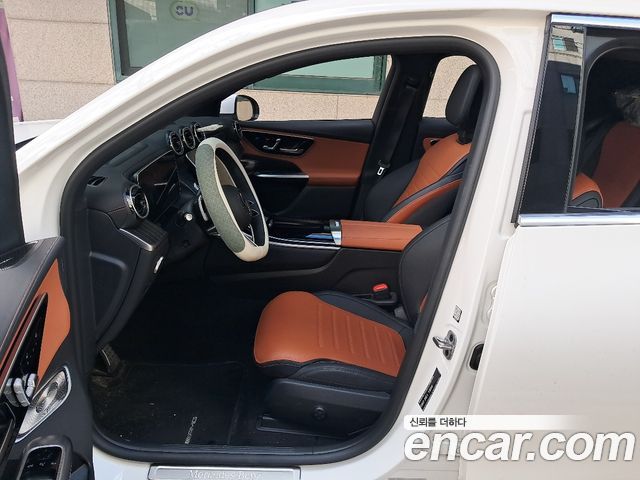 Mercedes-Benz GLC-Class (X254) GLC300 4MATIC Coupe 2024 — фото 10