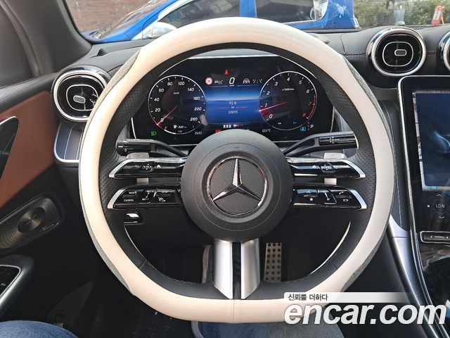 Mercedes-Benz GLC-Class (X254) GLC300 4MATIC Coupe 2024 — фото 17