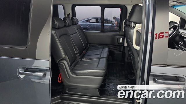 Hyundai Staria L3.5 Tourer 9-Seater Modern 2023 — фото 15