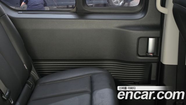 Hyundai Staria L3.5 Tourer 9-Seater Modern 2023 — фото 31