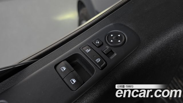 Hyundai Staria L3.5 Tourer 9-Seater Modern 2023 — фото 35