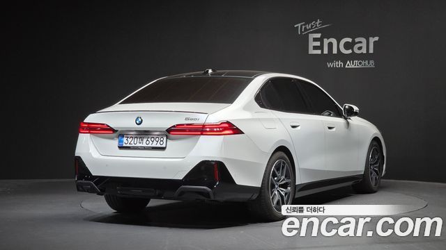 BMW 5 Series (G60) 520i Special Edition 2026 — фото 2
