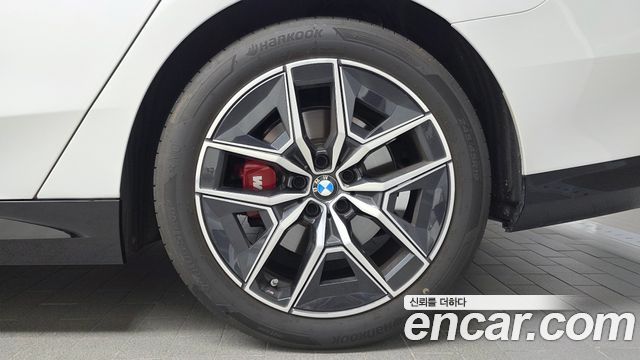 BMW 5 Series (G60) 520i Special Edition 2026 — фото 21