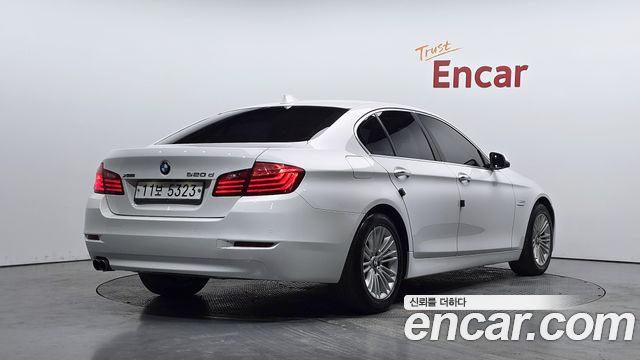 BMW 5 Series (F10) 520d xDrive 2015 — фото 2