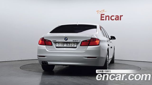 BMW 5 Series (F10) 520d xDrive 2015 — фото 4