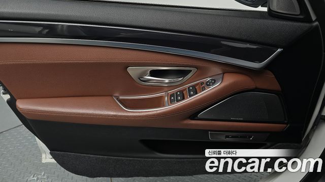 BMW 5 Series (F10) 520d xDrive 2015 — фото 24
