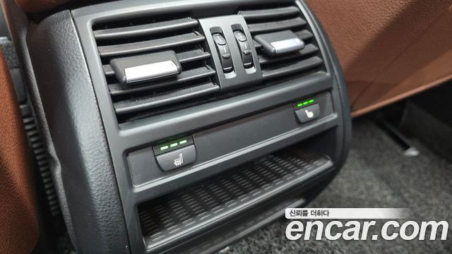 BMW 5 Series (F10) 520d xDrive 2015 — фото 28