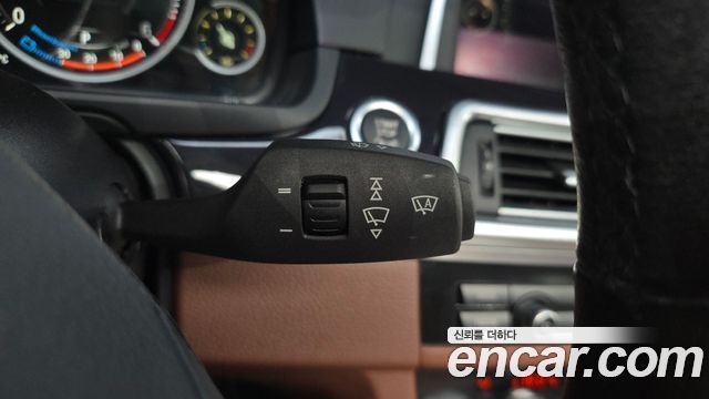 BMW 5 Series (F10) 520d xDrive 2015 — фото 30