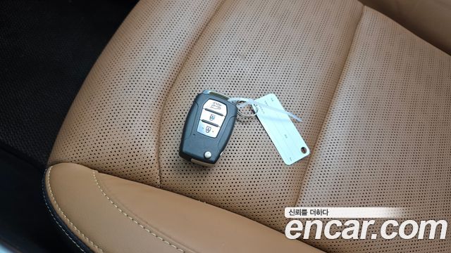 KG Mobility (SsangYong) Torres Gasoline 1.5 2WD T7 2023 — фото 18
