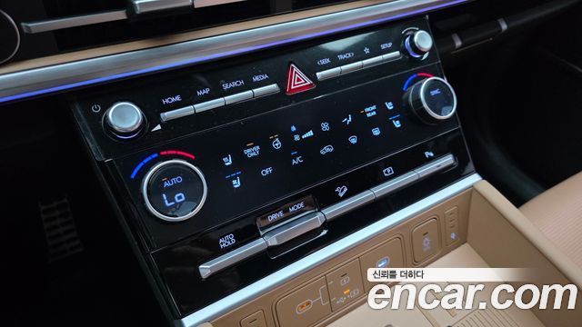 Hyundai Santa Fe (MX5) HEV 1.6 2WD Calligraphy 2026 — фото 16