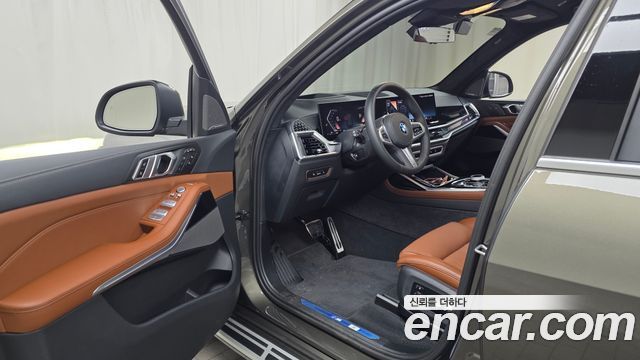 BMW X7 (G07) xDrive 40i M Sport 6STR 2024 — фото 10