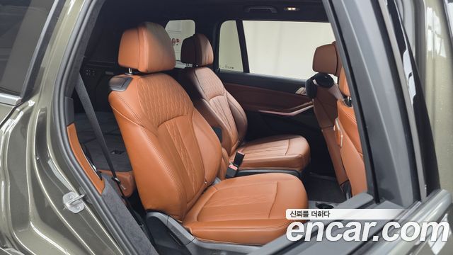 BMW X7 (G07) xDrive 40i M Sport 6STR 2024 — фото 12