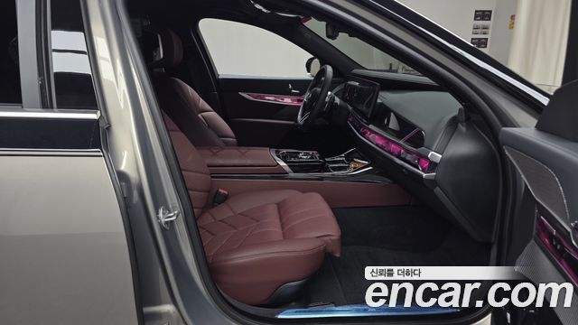 BMW 7 Series (G70) 740d xDrive M Sport 2025 — фото 11