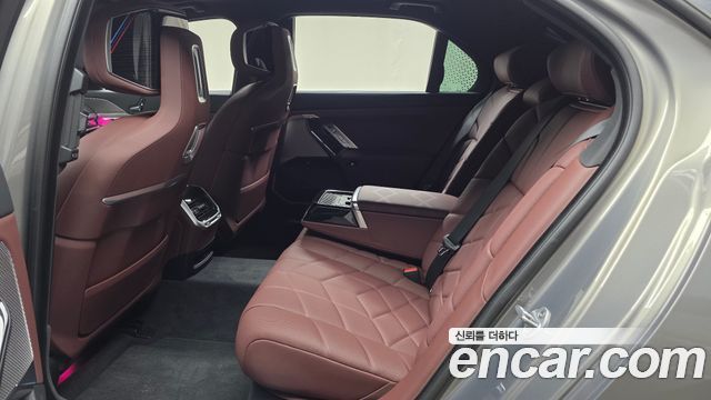 BMW 7 Series (G70) 740d xDrive M Sport 2025 — фото 26