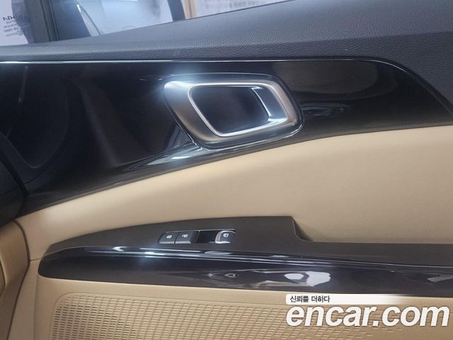 Kia Carnival (IV) Gasoline 7-Seater Noblesse 2023 — фото 19