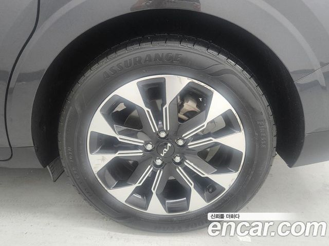 Kia Carnival (IV) Gasoline 7-Seater Noblesse 2023 — фото 23