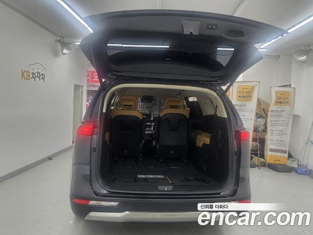 Kia Carnival (IV) Gasoline 7-Seater Noblesse 2023 — фото 24