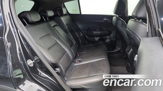 Kia Sportage The Bold Diesel 1.6 2WD Prestige 2019 — фото 12