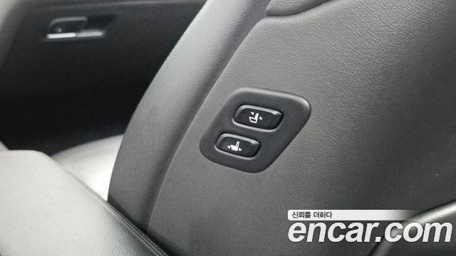 Genesis G80 3.3 GDI Luxury 2018 — фото 26