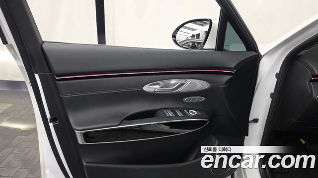 Genesis GV70 2.5T Gasoline 2WD 2025 — фото 24