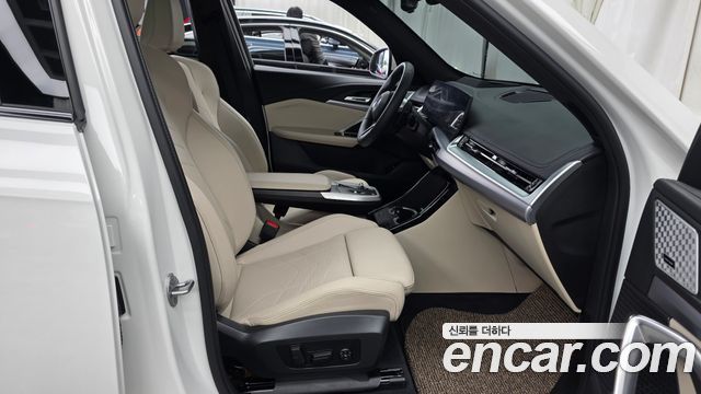 BMW X1 (U11) xDrive 20i M Sport 2025 — фото 11