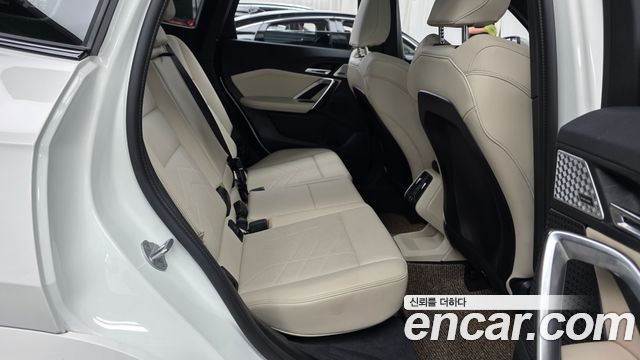 BMW X1 (U11) xDrive 20i M Sport 2025 — фото 12