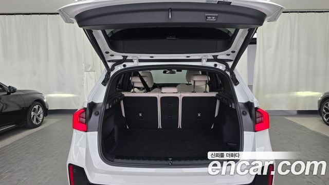 BMW X1 (U11) xDrive 20i M Sport 2025 — фото 20