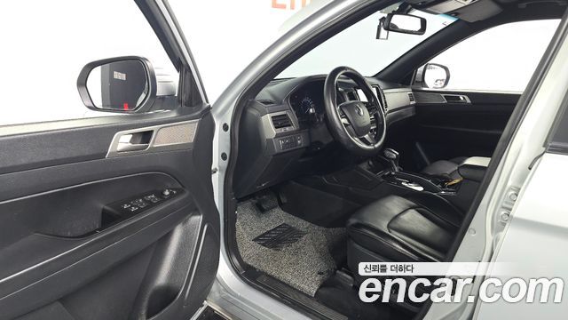 KG Mobility (SsangYong) Rexton Sports Khan Diesel 2.2 4WD Professional X (5-Link) 2019 — фото 10