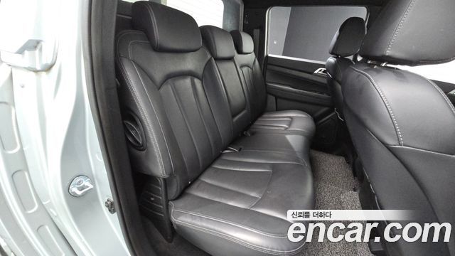 KG Mobility (SsangYong) Rexton Sports Khan Diesel 2.2 4WD Professional X (5-Link) 2019 — фото 11