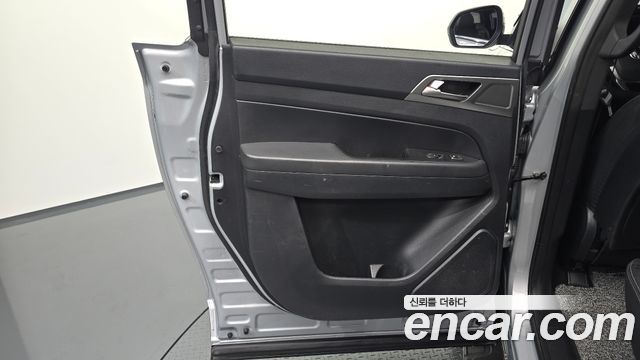 KG Mobility (SsangYong) Rexton Sports Khan Diesel 2.2 4WD Professional X (5-Link) 2019 — фото 25