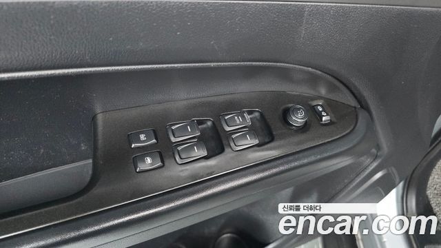 KG Mobility (SsangYong) Rexton Sports Khan Diesel 2.2 4WD Professional X (5-Link) 2019 — фото 29