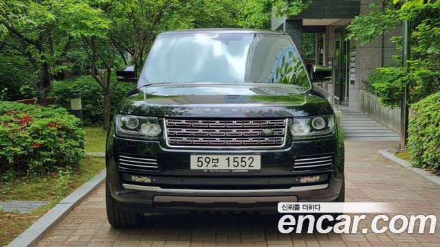 Land Rover Range Rover (IV) 4.4 SDV8 Vogue SE DIESEL 2014 — фото 2