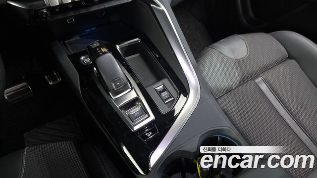 Peugeot 3008 (II) 1.2 Pure Tech GT 2022 — фото 9