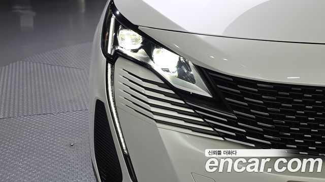 Peugeot 3008 (II) 1.2 Pure Tech GT 2022 — фото 22