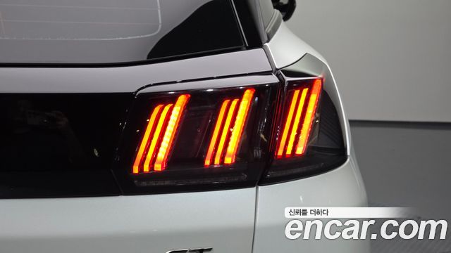 Peugeot 3008 (II) 1.2 Pure Tech GT 2022 — фото 23