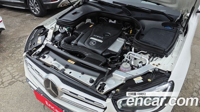 Mercedes-Benz GLC-Class (X253) GLC300e 4MATIC 2021 — фото 6