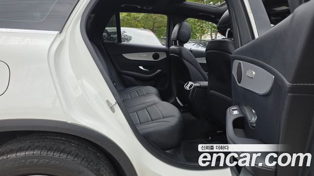 Mercedes-Benz GLC-Class (X253) GLC300e 4MATIC 2021 — фото 11