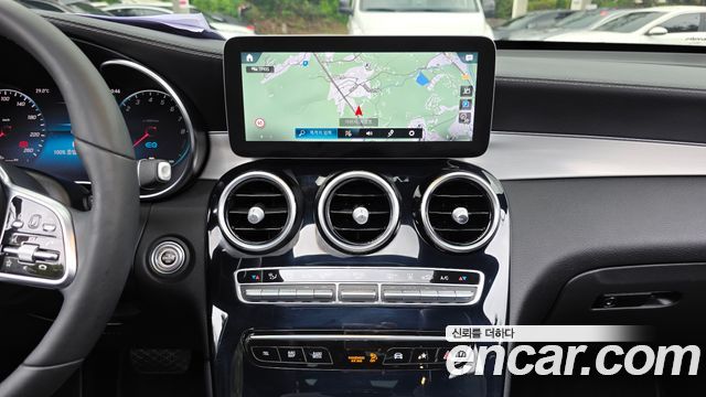 Mercedes-Benz GLC-Class (X253) GLC300e 4MATIC 2021 — фото 13