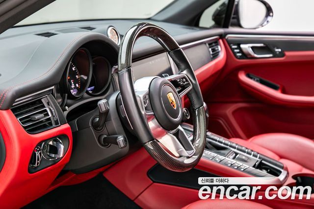 Porsche Macan 2.9 GTS 95B 2020 — фото 15