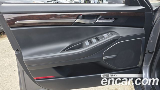 Genesis EQ900 3.8 GDI AWD Luxury 2016 — фото 24