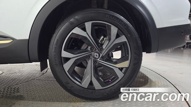 Renault Korea Arkana 1.6 E-TECH Iconic Design Package 2025 — фото 21