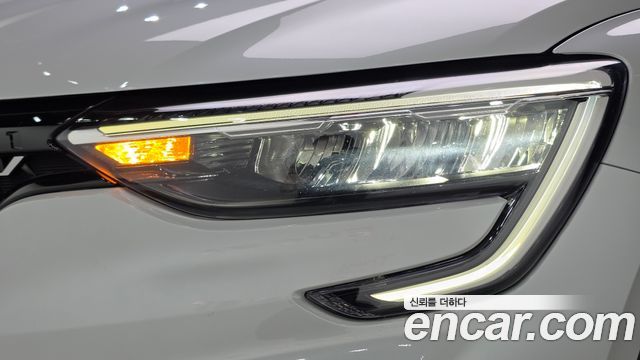 Renault Korea Arkana 1.6 E-TECH Iconic Design Package 2025 — фото 22