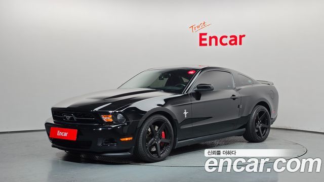Ford Mustang Coupe