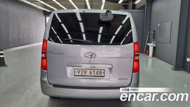 Hyundai Grand Starex Van 5-Seater Smart 2021 — фото 2