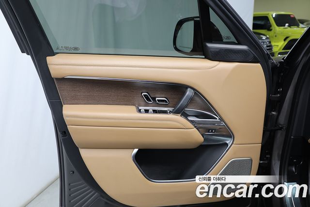 Land Rover Range Rover (V) P530 Autobiography Long Wheel Base 2023 — фото 6