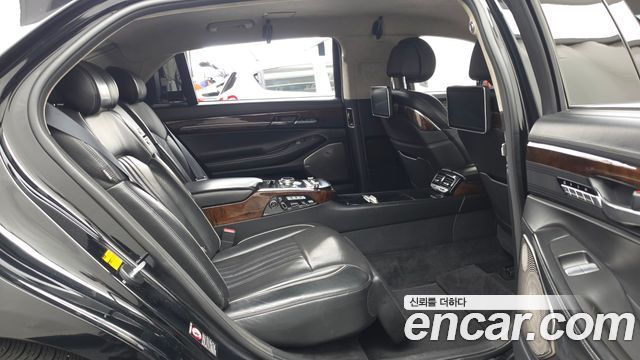 Genesis EQ900 5.0 GDI AWD Limousine Prestige 2016 — фото 12