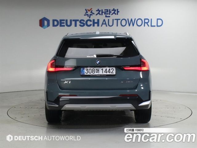 BMW X1 (U11) xDrive 20i xLine 2025 — фото 4