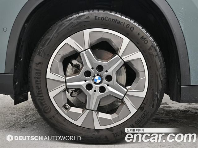BMW X1 (U11) xDrive 20i xLine 2025 — фото 5