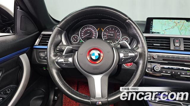 BMW 4 Series (F32) 428i M Sport Convertible 2017 — фото 17