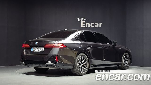 BMW 5 Series (G60) 520i M Sport 2025 — фото 2
